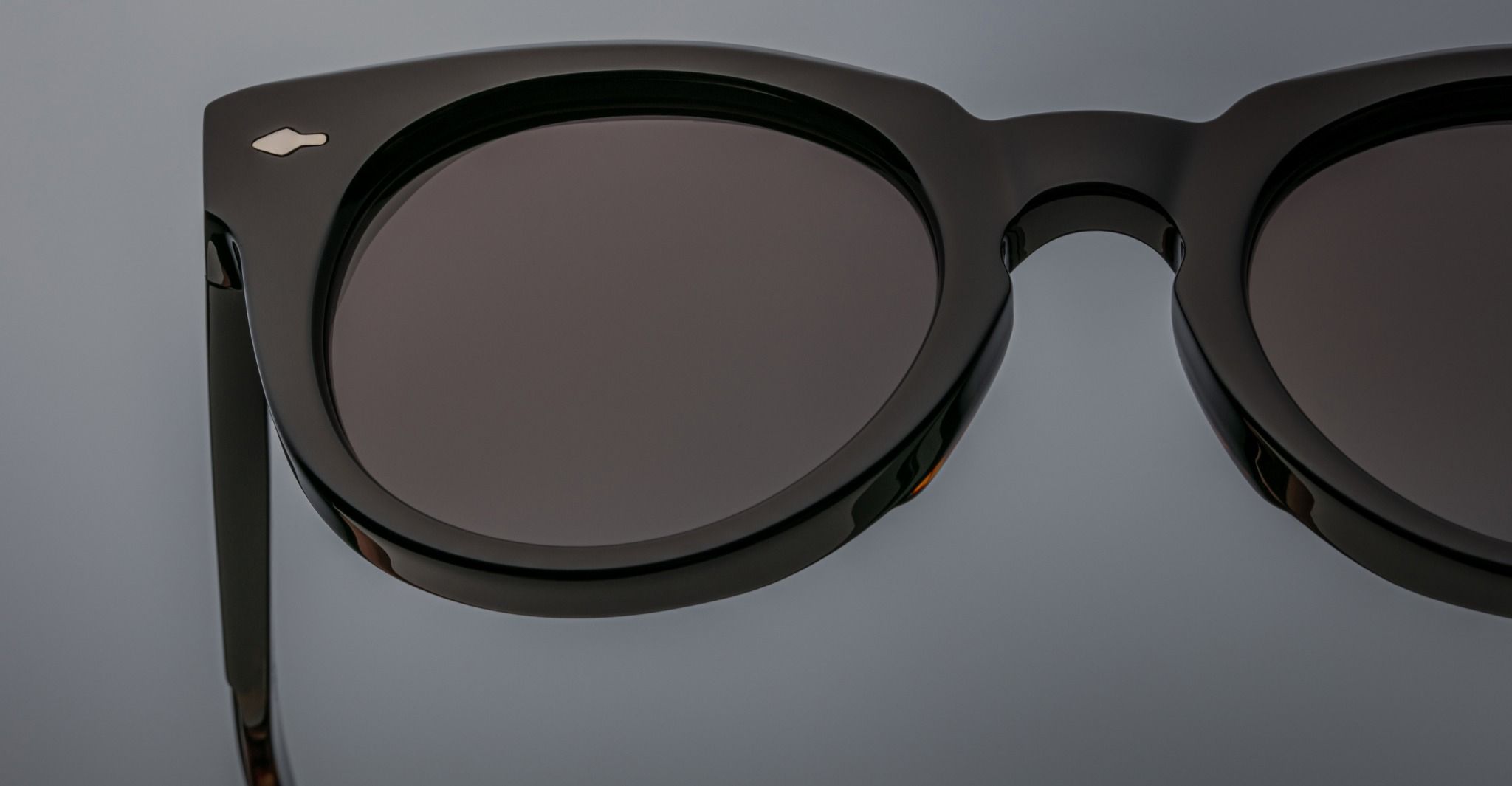 Jacques Marie Mage Fontainebleau 2 in Noir 7 JMMFU-7A