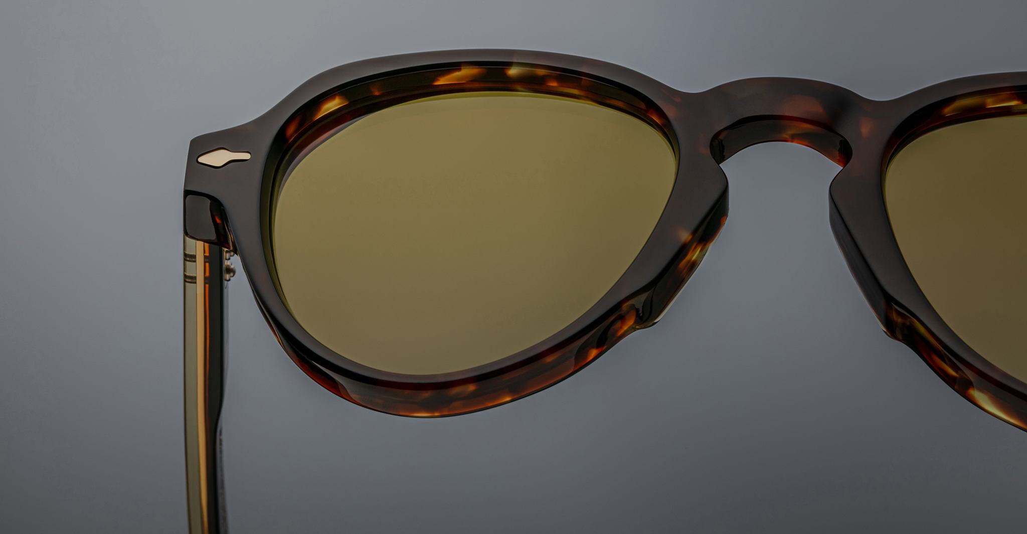 Jacques Marie Mage Hatfield in Dark Havana JMMHA-3T