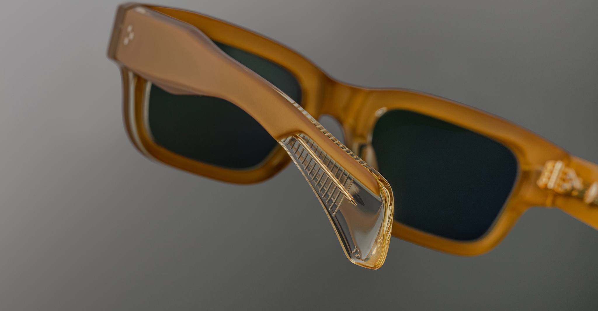 Jacques Marie Mage Jeff in Gold JMMJF-40