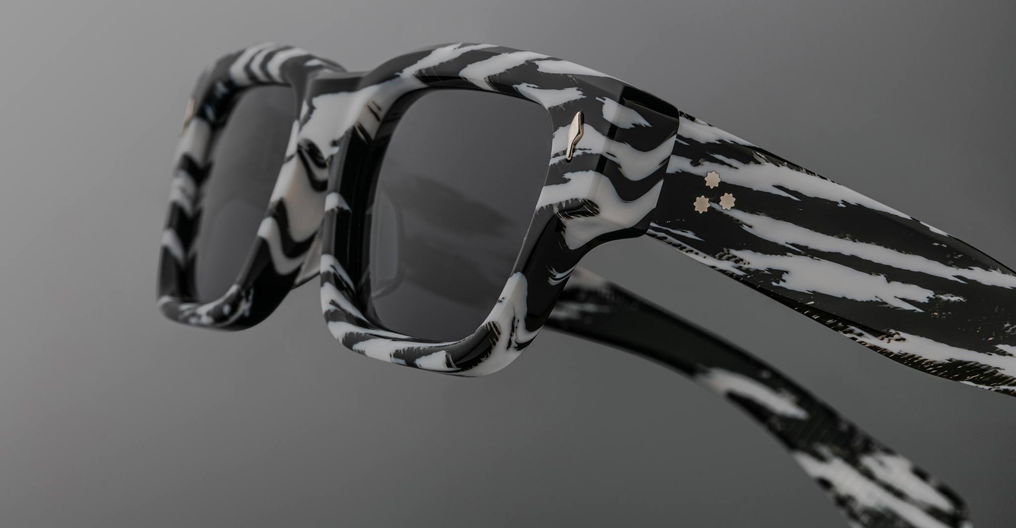 Jacques Marie Mage Jeff in Zebra JMMJF-10G