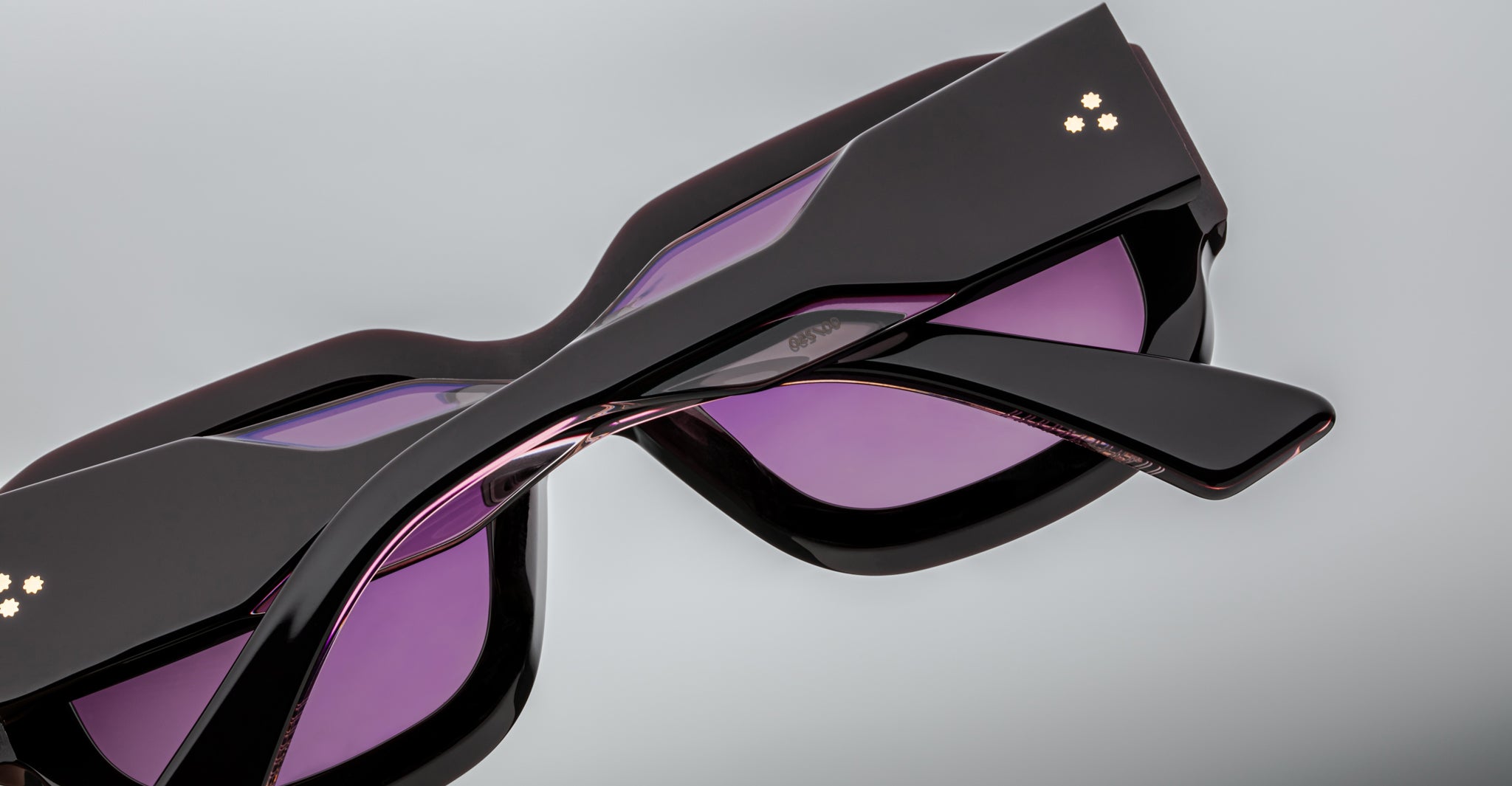 Jacques Marie Mage Lacy in Aubergine JMMLC-11U