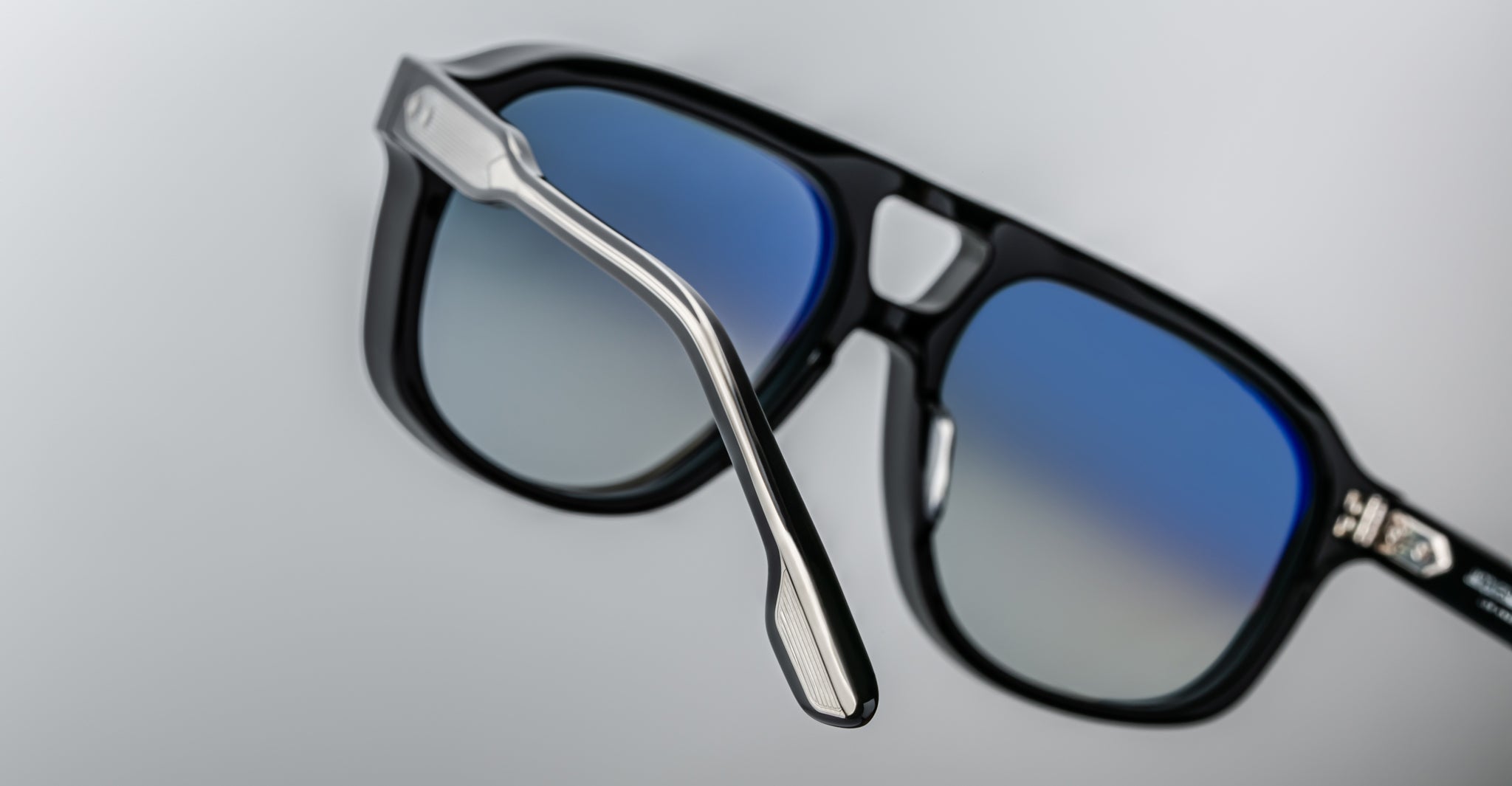 Jacques Marie Mage Leonard in Shadow JMMON-26