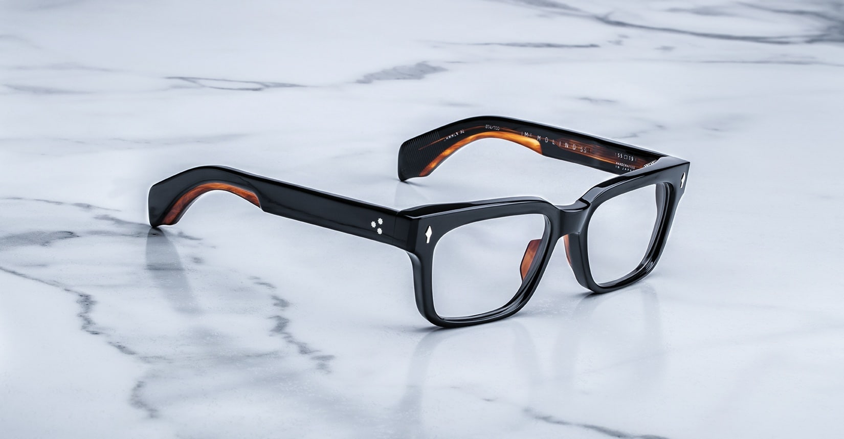 Angled view of the Jacques Marie Mage Molino 55 in Noir 4 RX JMMMLXRX-3Q