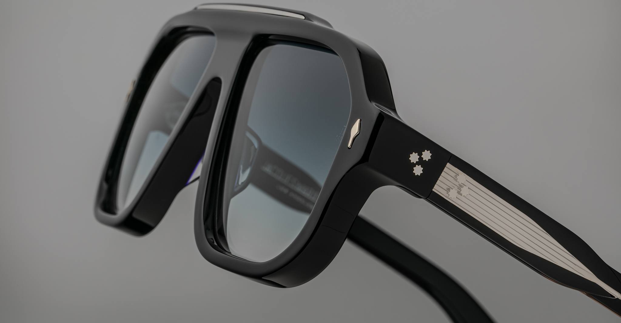 Jacques Marie Mage Octavian in Regal JMMOC-11K