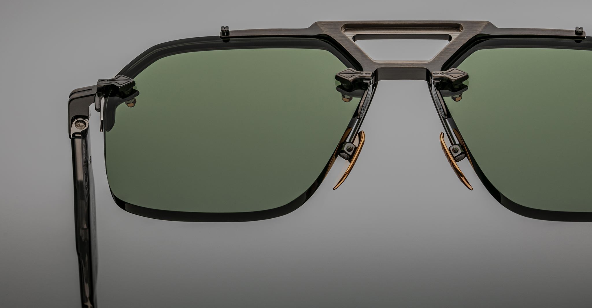 Jacques Marie Mage Silverton in Gunmetal JMMSVR-5M