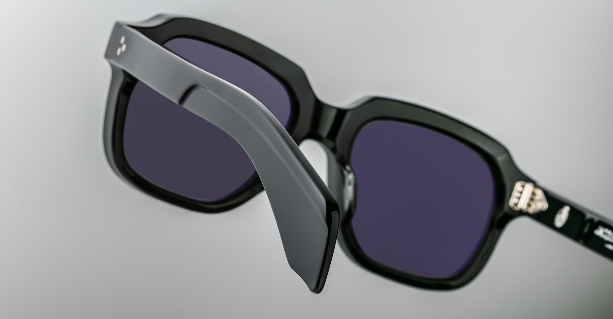 Jacques Marie Mage Union in Panther JMMUN-10N