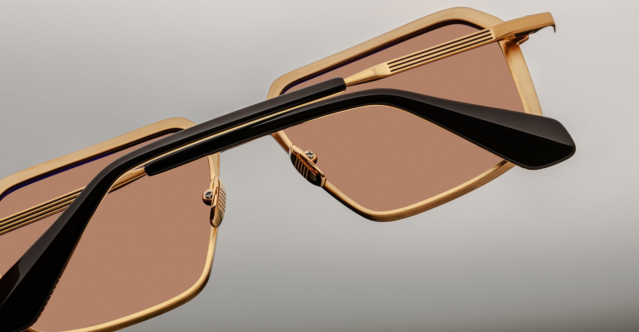 Jacques Marie Mage Vasco in Gold JMMVS-40