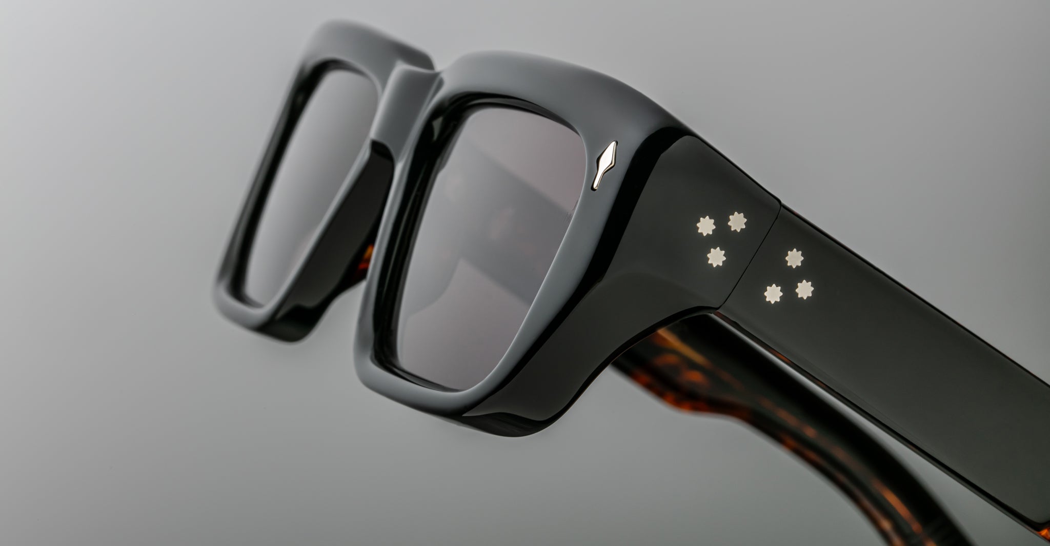 Jacques Marie Mage Walker in Noir JMMWK-7A