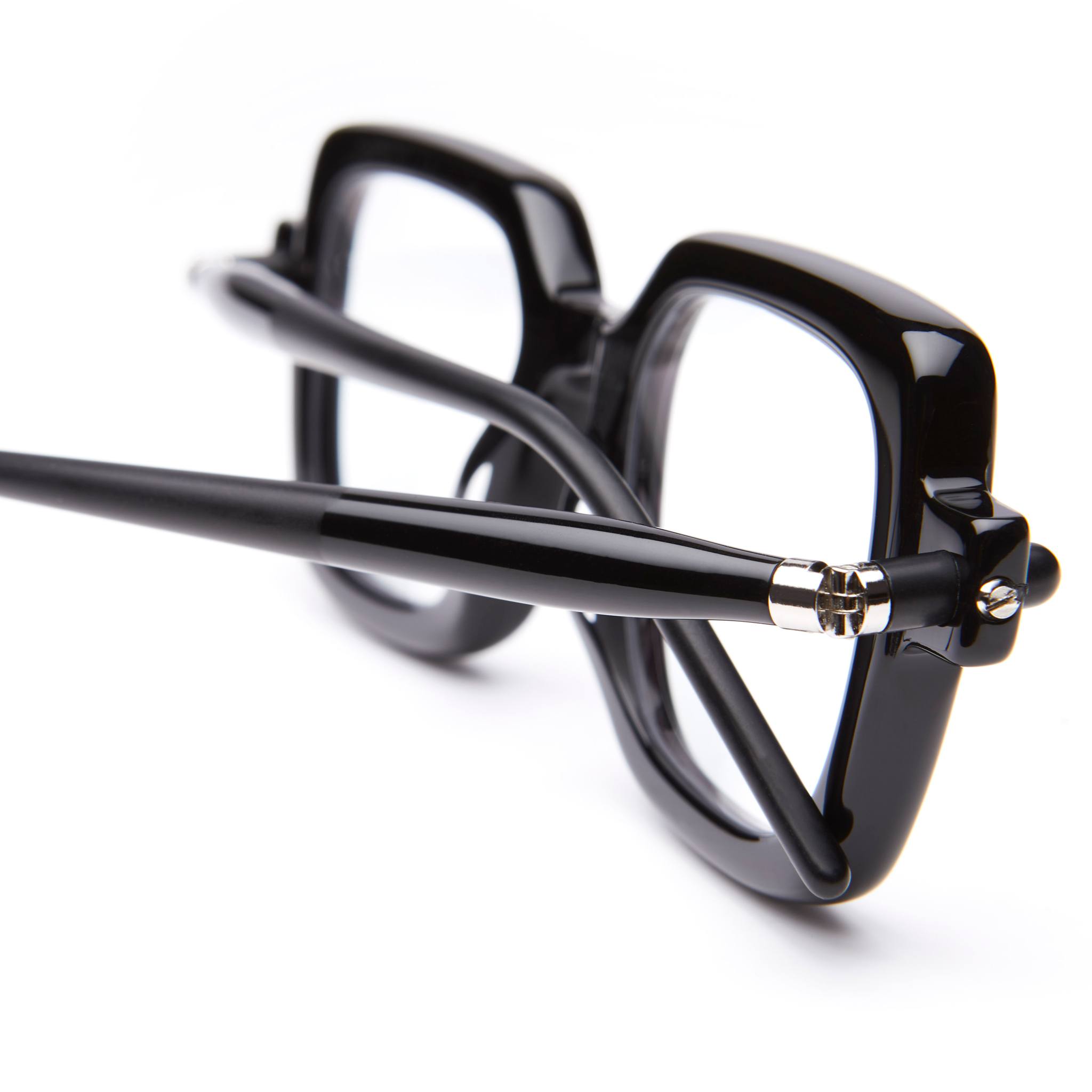 Kuboraum P4 BSM Black Shine Black Shine Black Matt