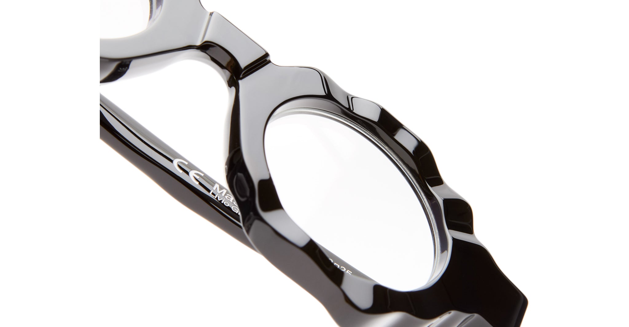 Kuboraum G3 BS in Black Shine KRO0G3BS000000OP