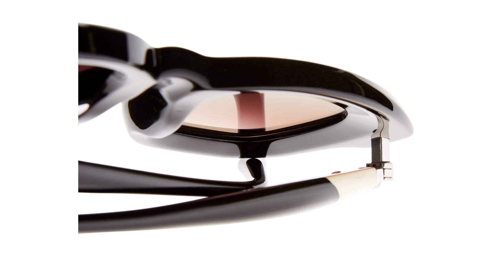Kuboraum J1 BS in Black Shine KRS0J1BS000000SP