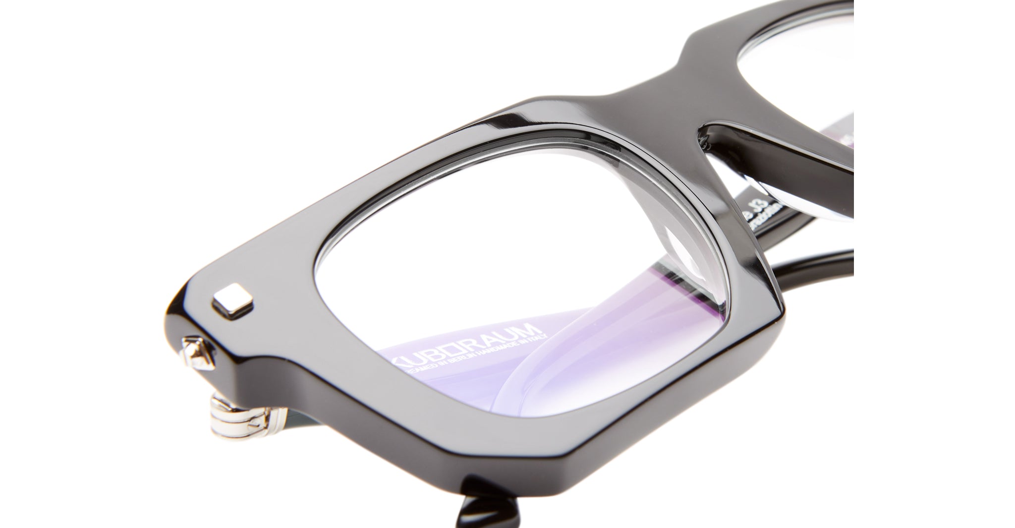 Kuboraum J3 BS in Black Shine KRO0J3BS000000O