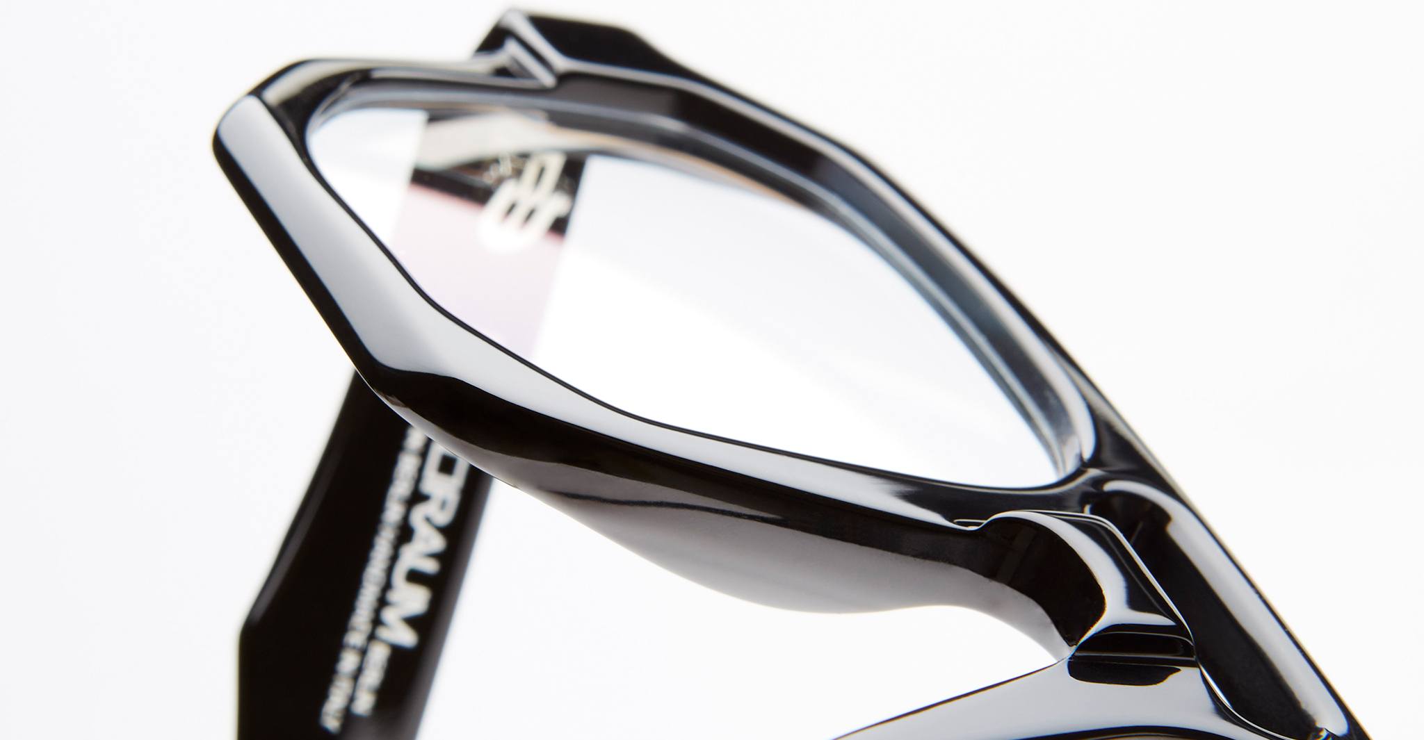 Kuboraum K33 BS in Black Shine KROK33BS000000OP