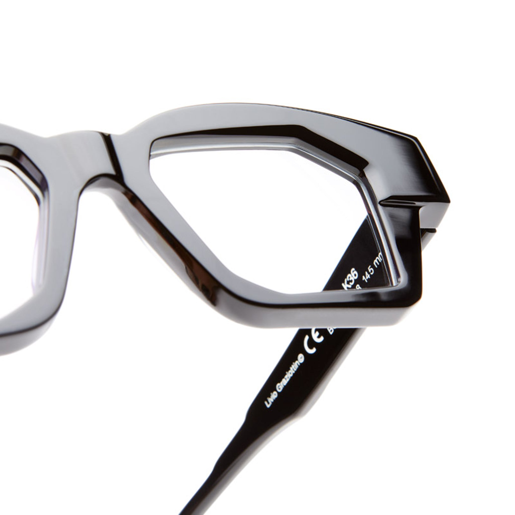 Kuboraum K36 BS in Black Shine KROK36BS000000OP