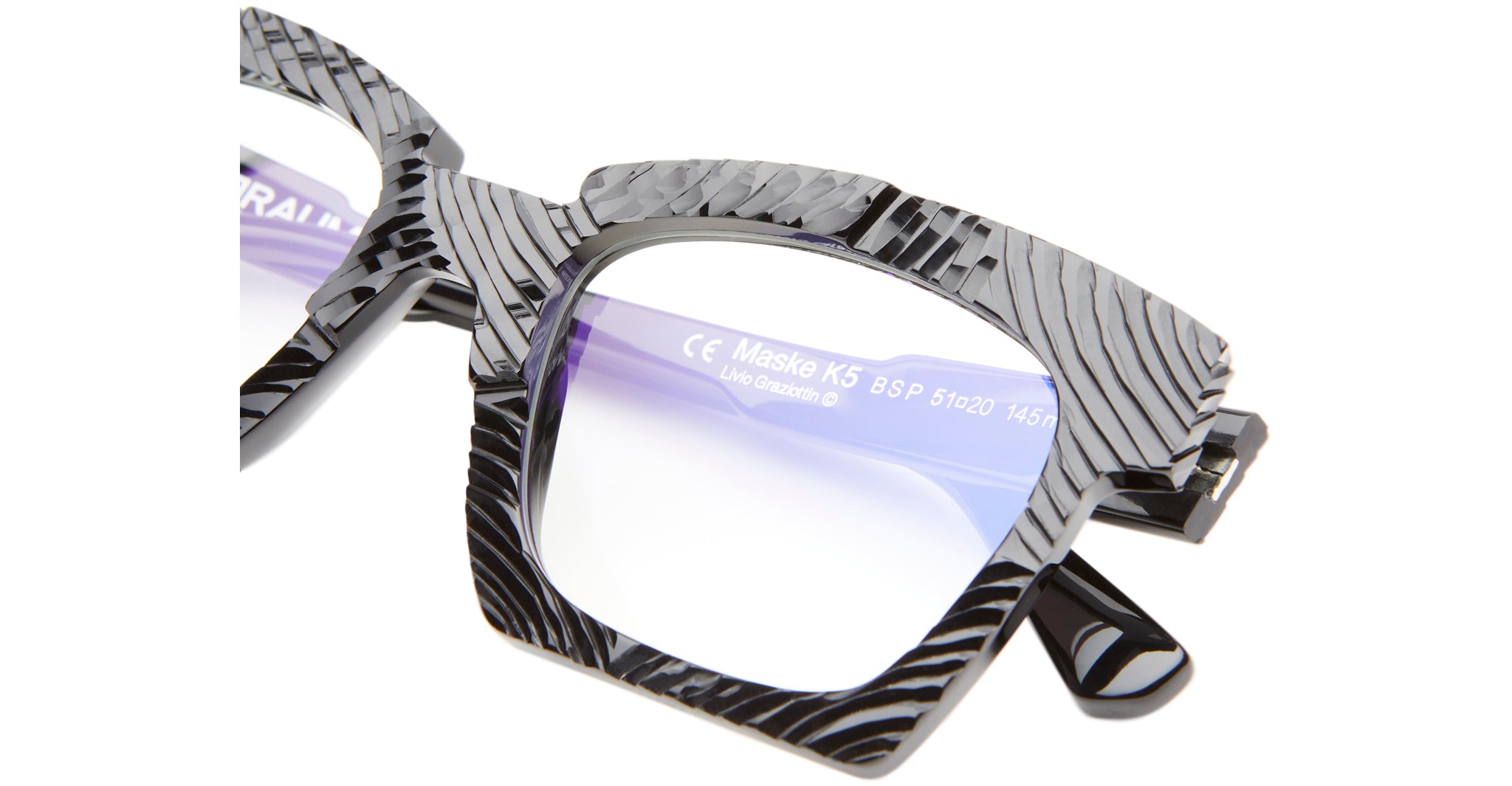 Kuboraum K5 Optical Frame in Color BSP Tilted Arc Black Lens Detail