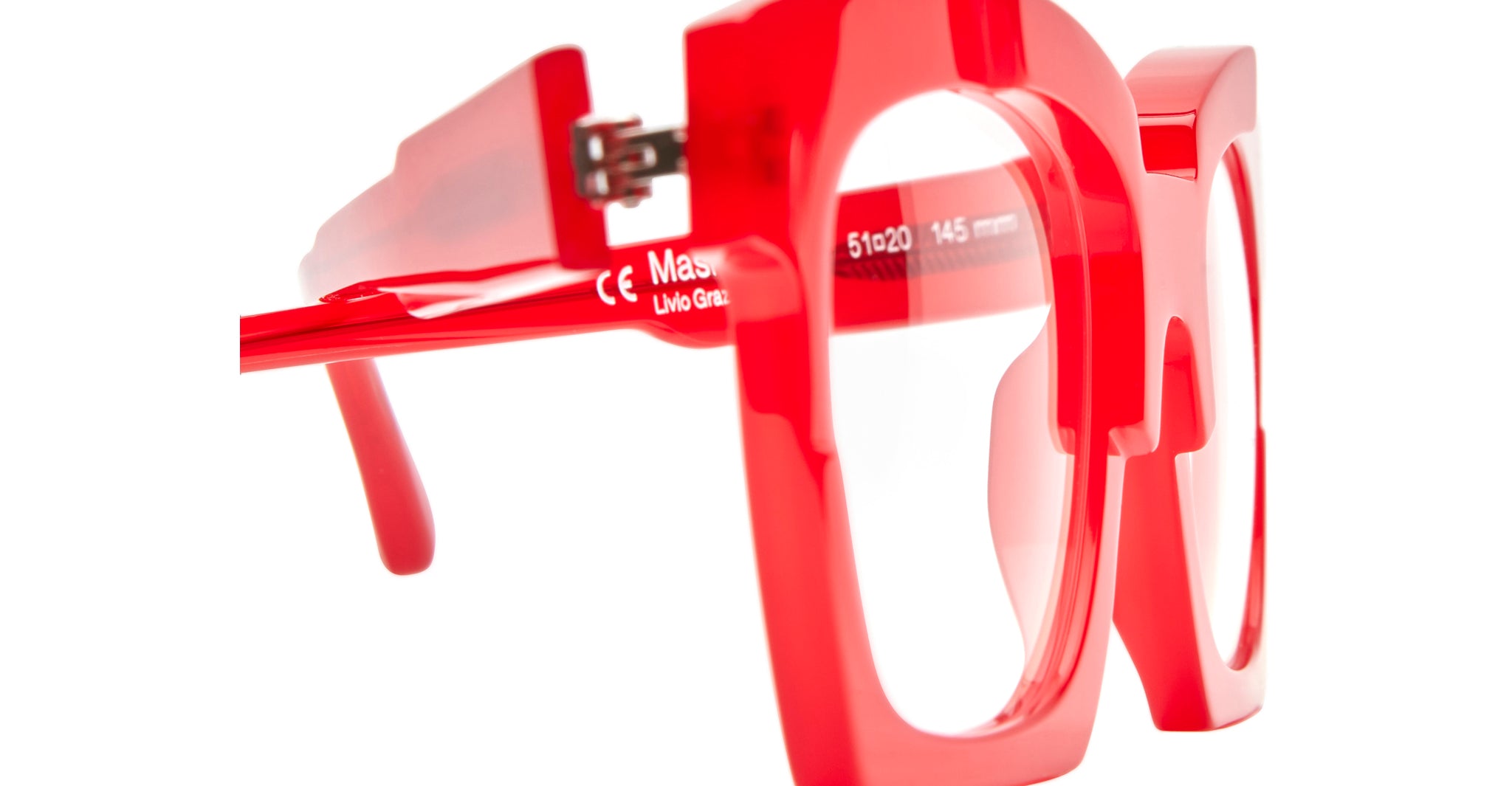 Kuboraum K5 Optical Frame in Color RD Red Profile Detail