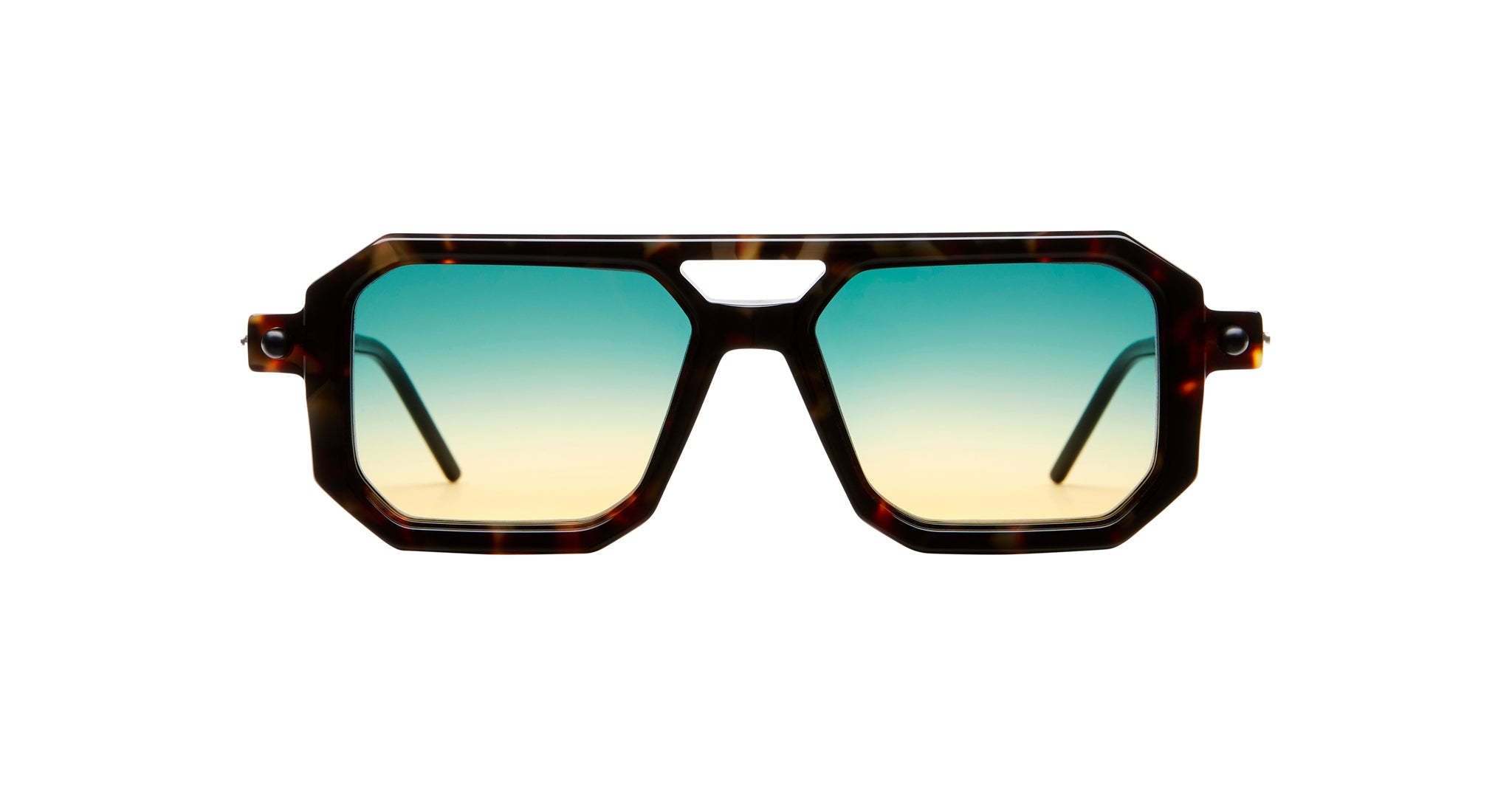 KUBORAUM Kuboraum P8 sunglasses with tortoiseshell frames and blue gradient lenses, shown from a front angle.