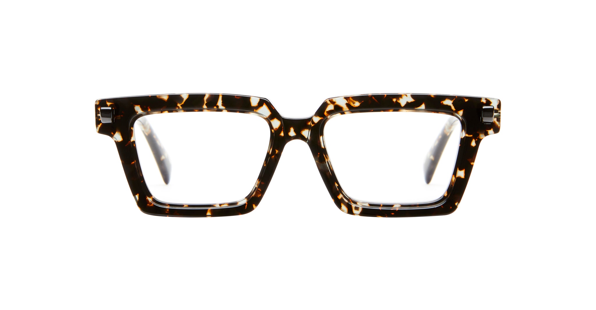Kuboraum Q2 eyeglasses by KUBORAUM, rectangular shape, thick tortoiseshell frames, clear lenses, front view.
