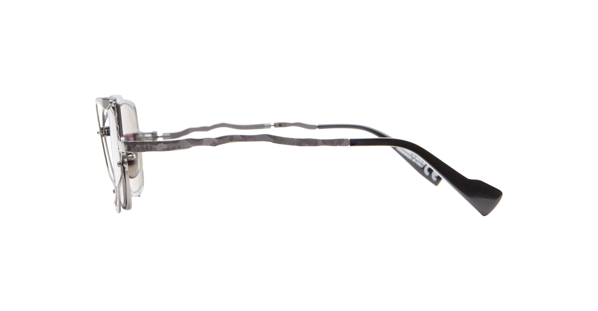 Side view of KUBORAUM Kuboraum Z51 eyeglasses, metal frames with wavy temples and black tips.
