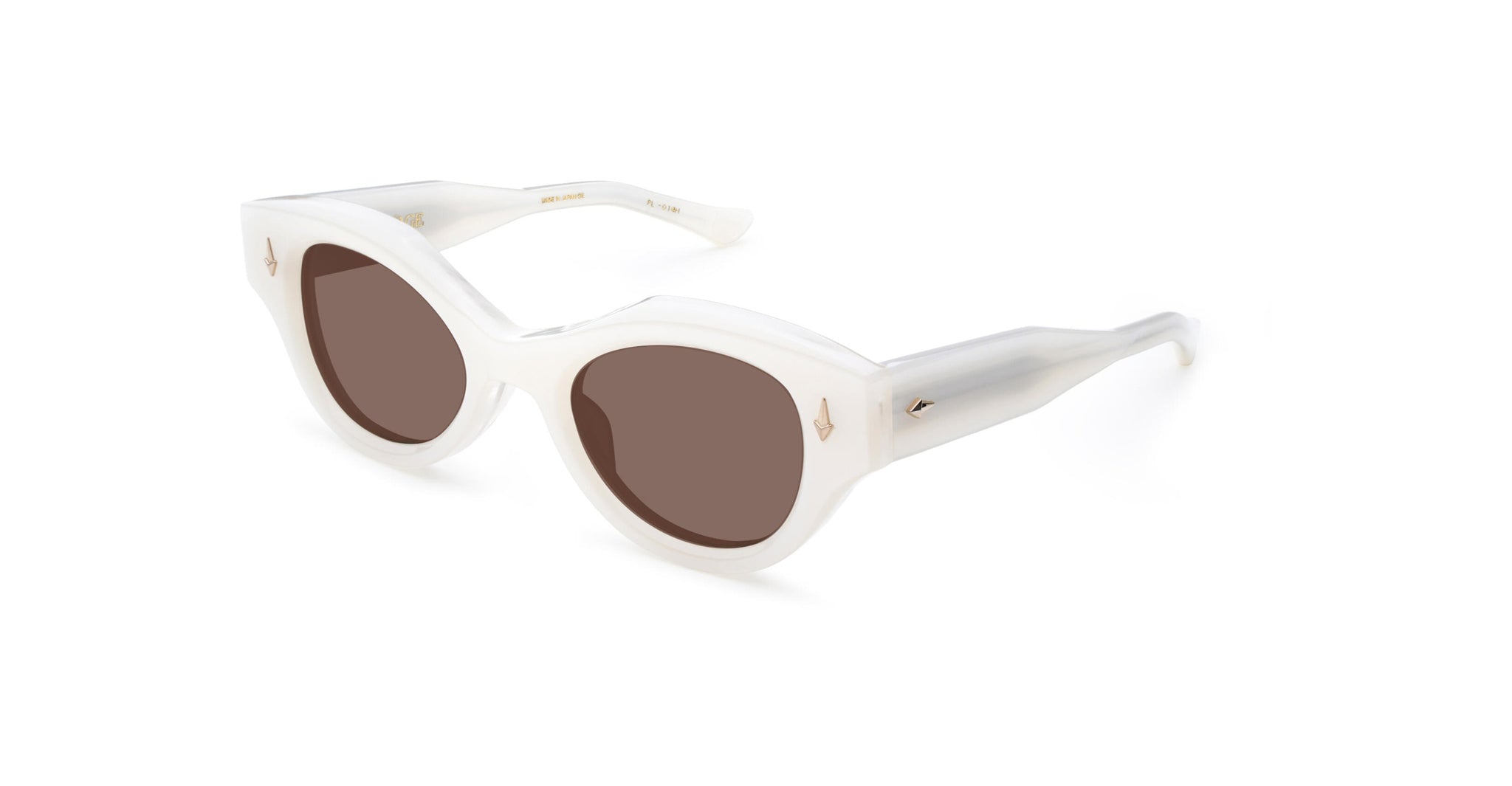 Sauvage Voyante in Pearl White SVPL-014M-T-34