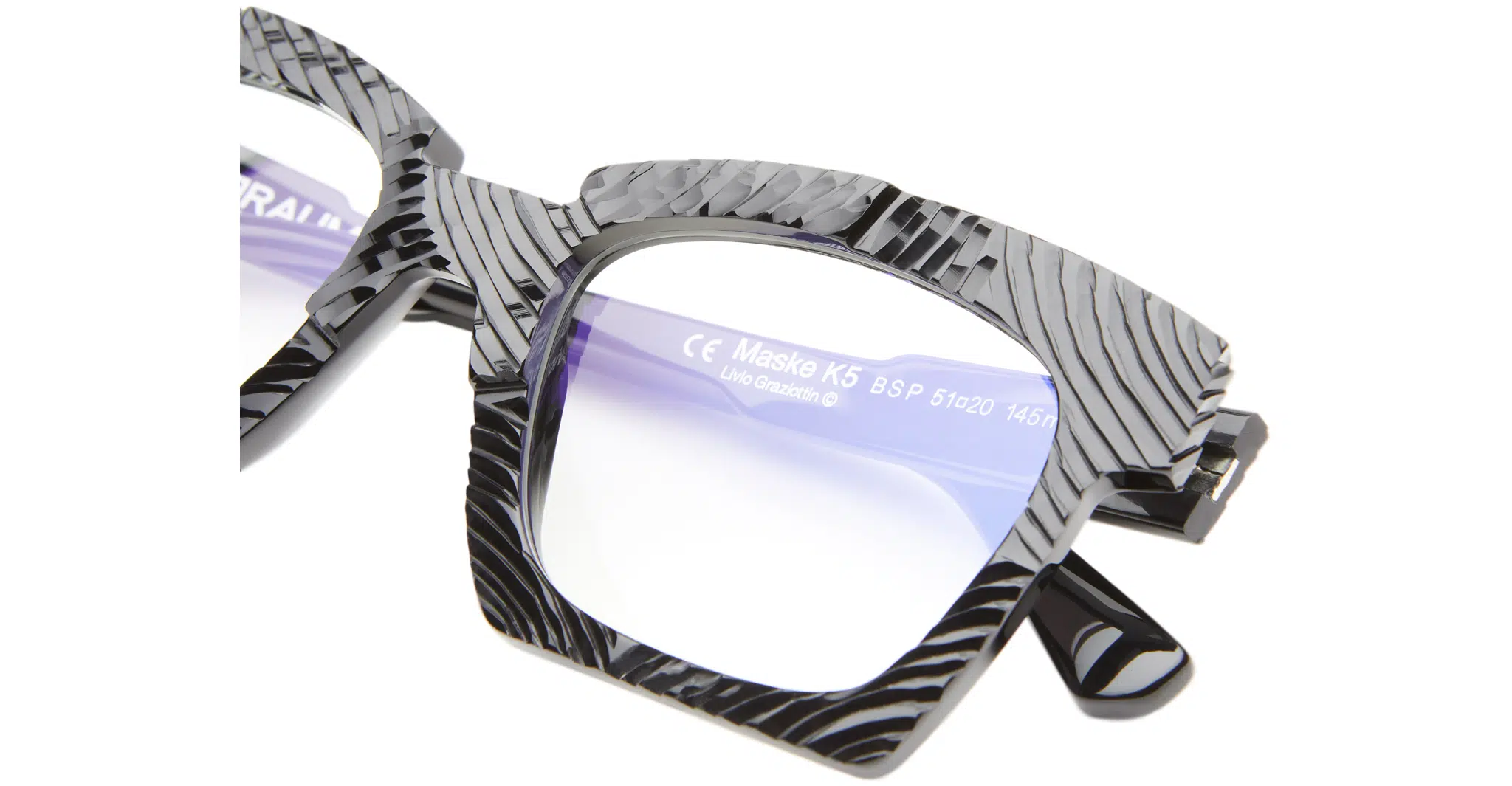 Kuboraum K5 Optical Frame in Color BSP Tilted Arc Black Lens Detail