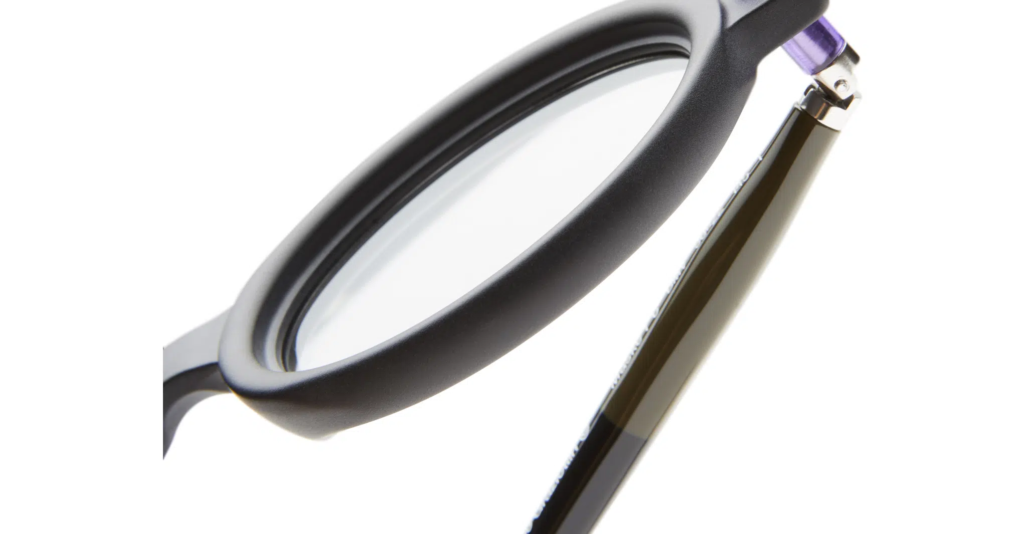 Lens Detail of Kuboraum P6 Sunglass in Color BM Black Matte