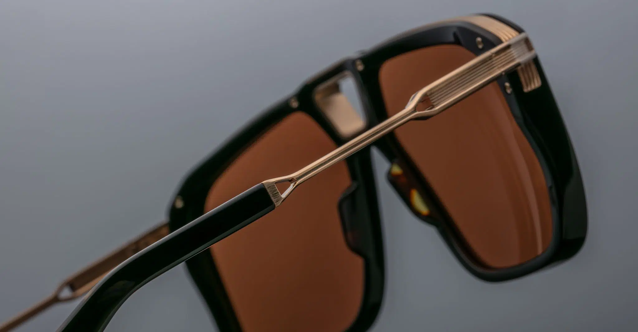 Jacques Marie Mage Savoy in Noir JMMSO-01