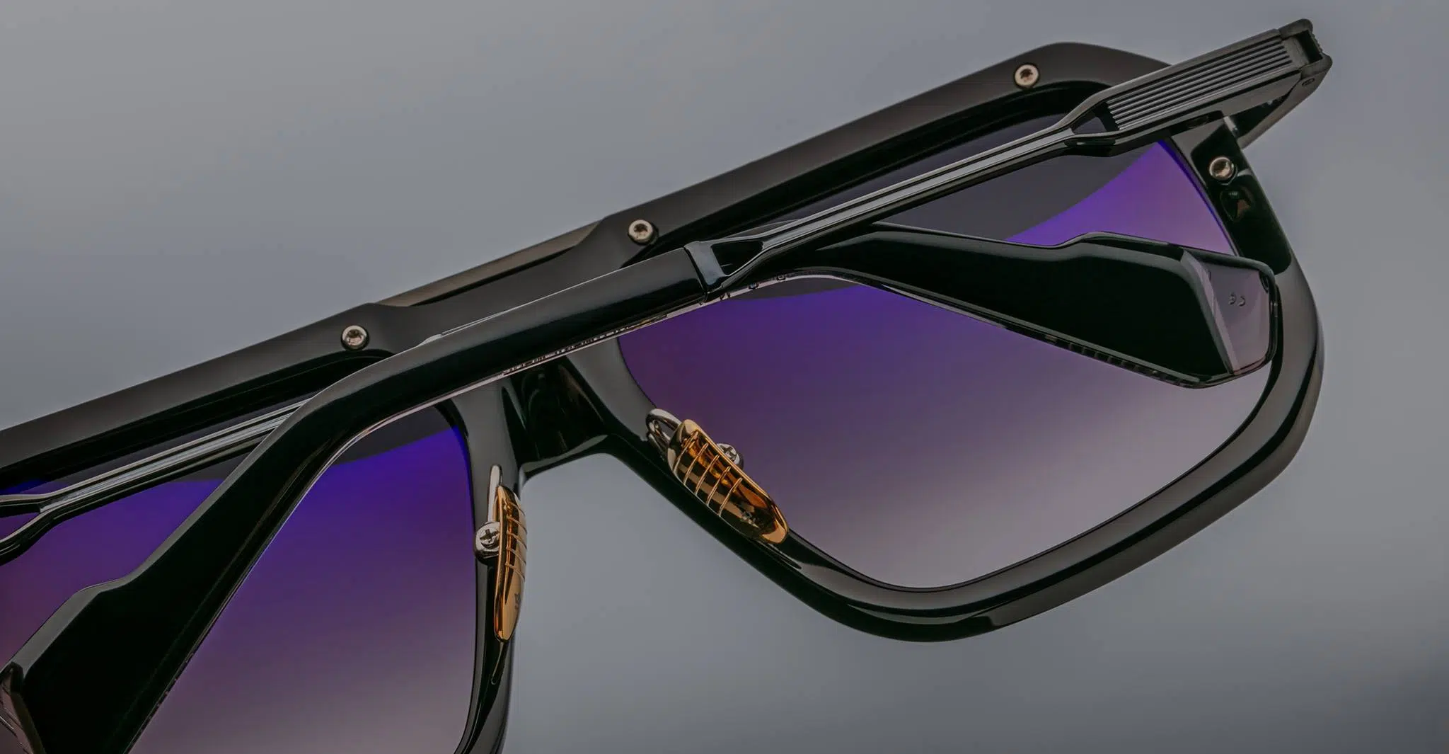 Jacques Marie Mage Donohu in Oberon JMMDH-10K