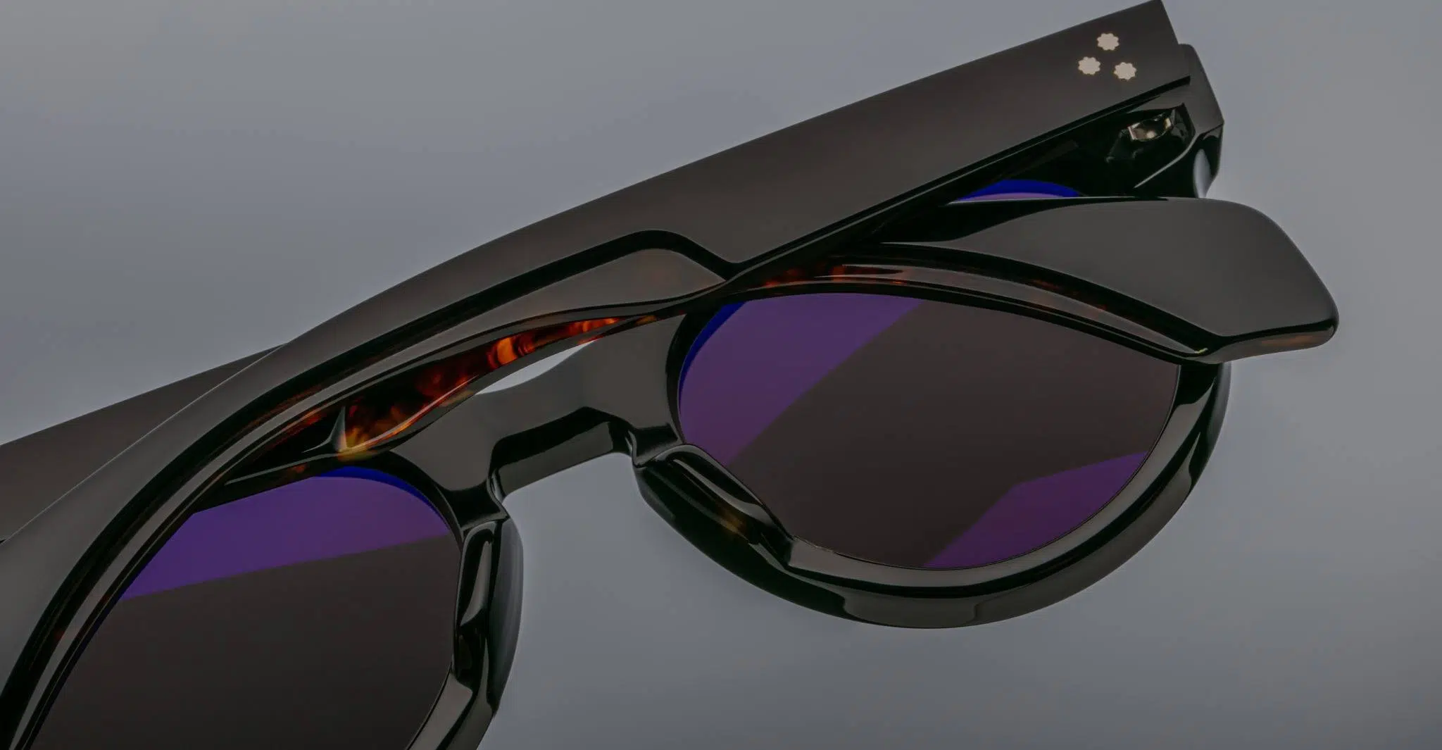 Jacques Marie Mage Fontainebleau 2 in Noir 7 JMMFU-7A