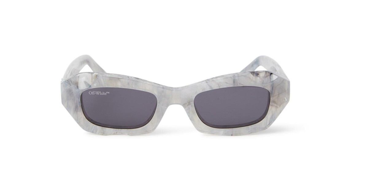 【送料&関税込】Off-White Venezia Rectangular Frame Sunglass Off-White Venezia Rectangular Frame Sunglasses | italist