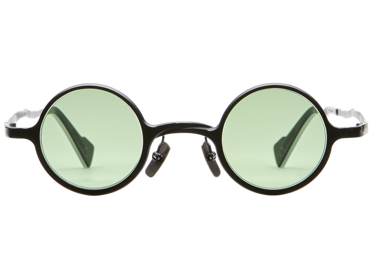 Kuboraum Z17 – Dan Deutsch Optical Outlook