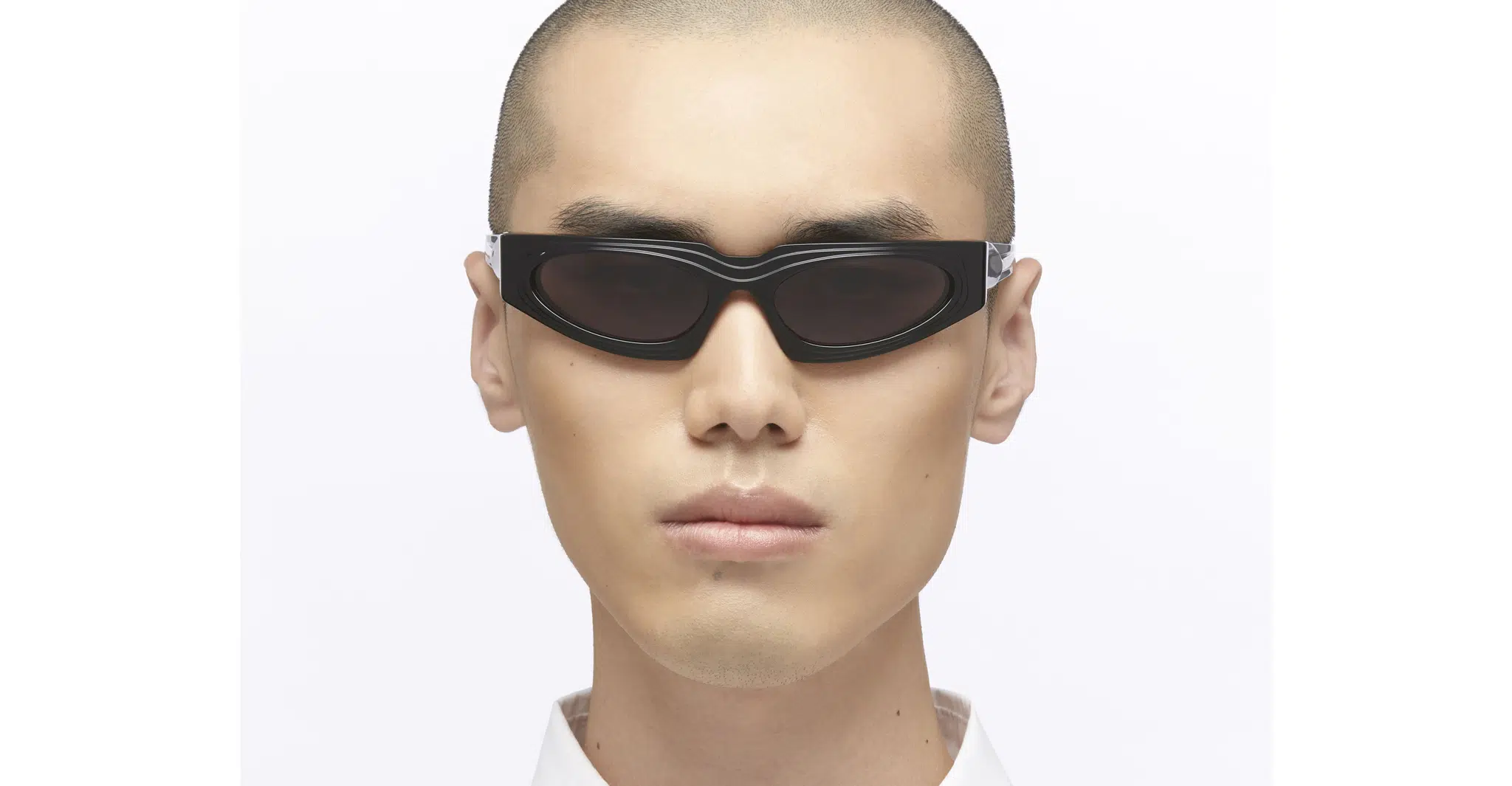 Kuboraum E21 Sunglass in BS Black Shine KRSE21BS0000008G
